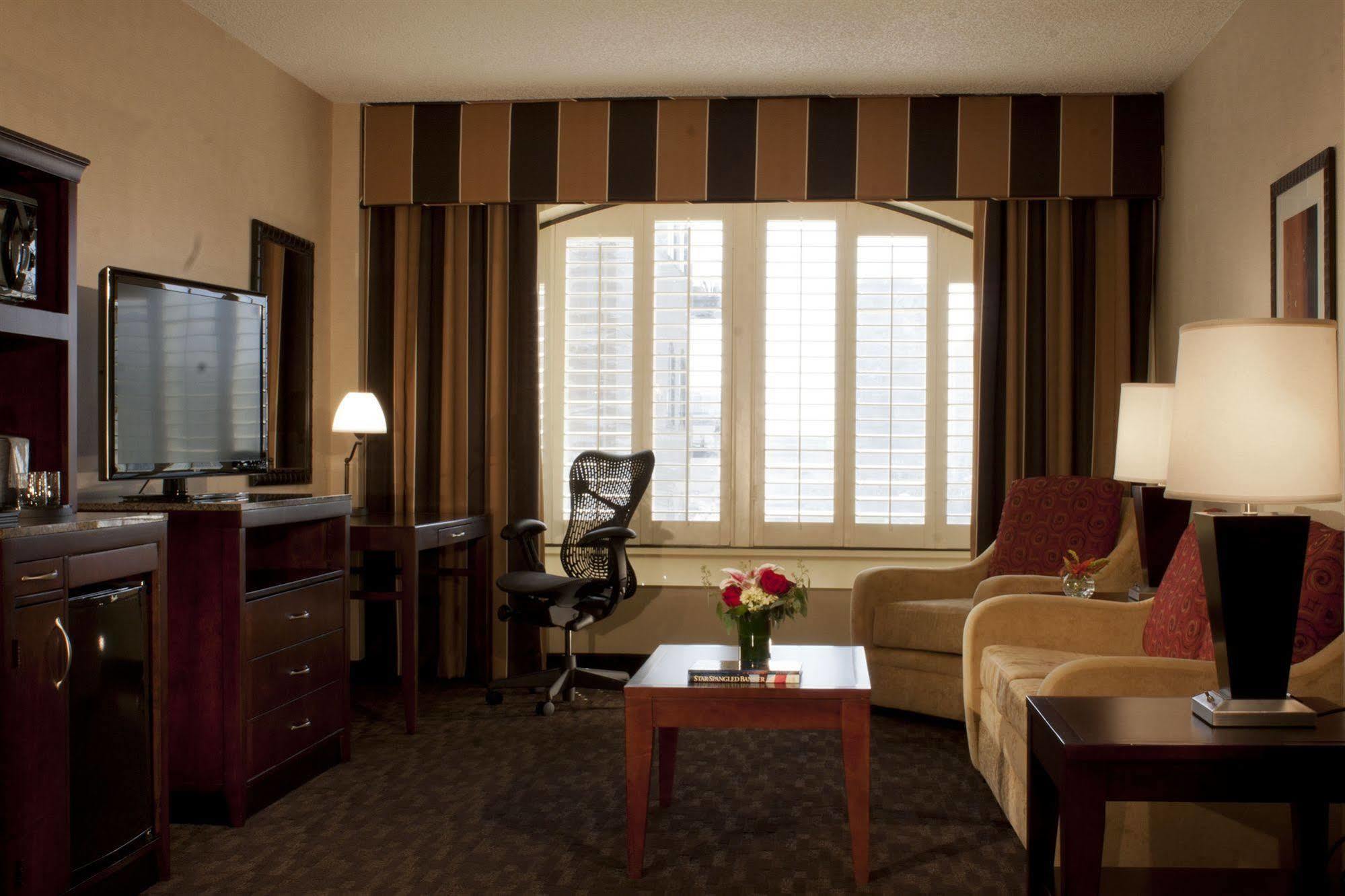 Hilton Garden Inn Austin Downtown-Convention Center Exterior foto